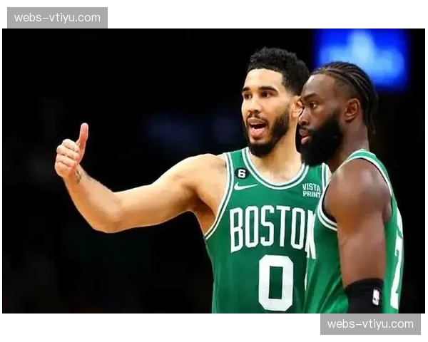 塔图姆缺阵绿军仍稳前三 布朗持球进攻承担更多责任